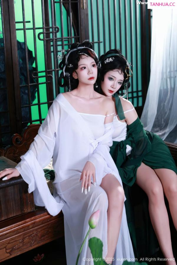   [XiuRen]高清写真图 2025.07.18 No.10561 南乔 青蛇第4张图片